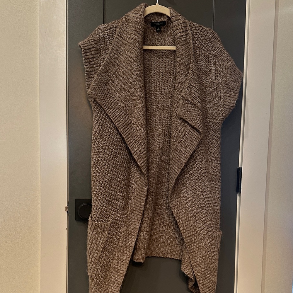 Ann Taylor Taupe Knit Cardigan